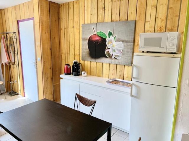 Le Depot Studio Du Petit Port Champvert Eksteriør bilde
